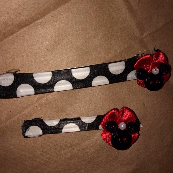 🌟🏆⭐️ HP New Minnie& Mickey Hair Clips barrettes - Picture 2 of 3